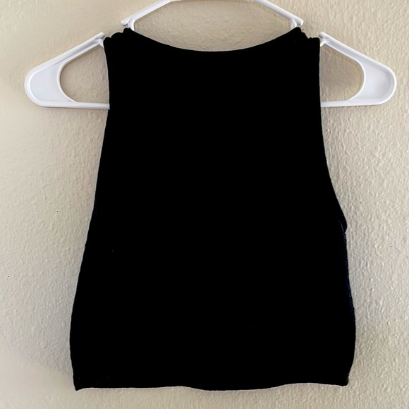 Top - Picture 2 of 3